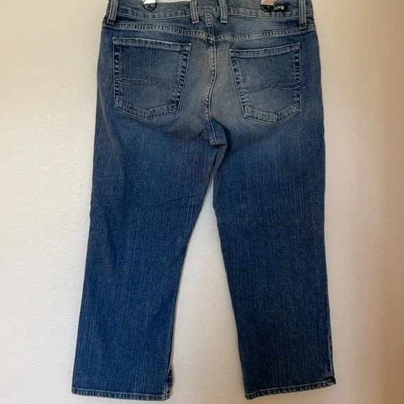 Lucky Brand Cropped Jeans - Picture 2 of 6